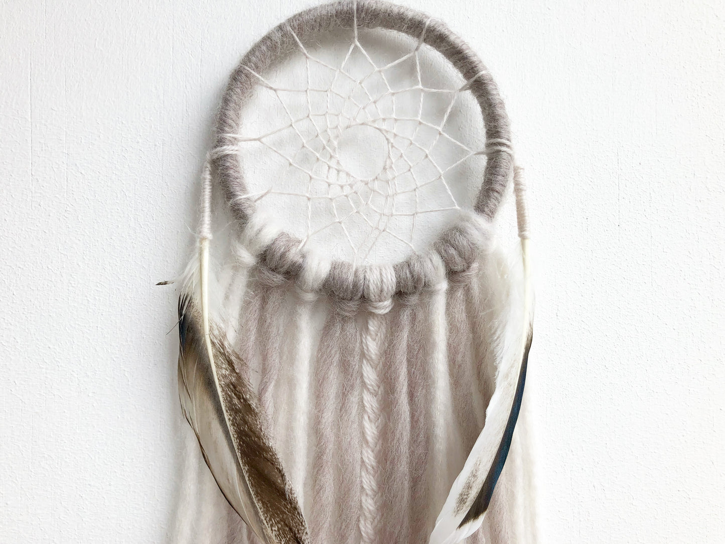 Neutral Snowy DreamCatcher