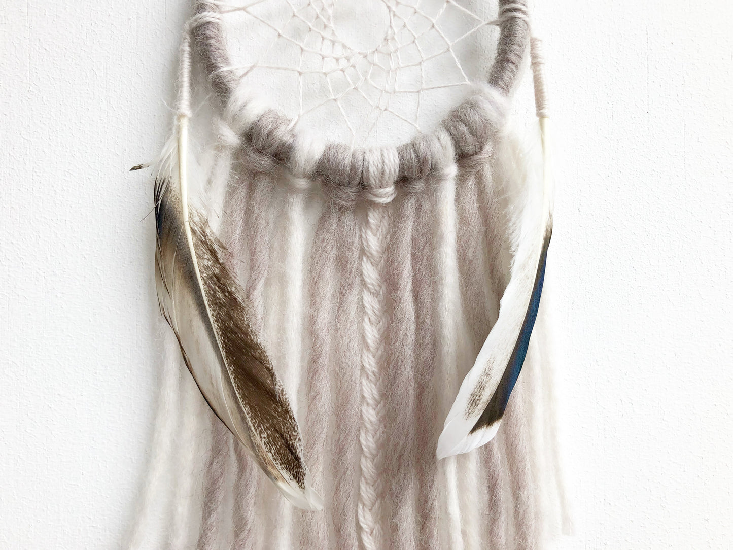 Neutral Snowy DreamCatcher