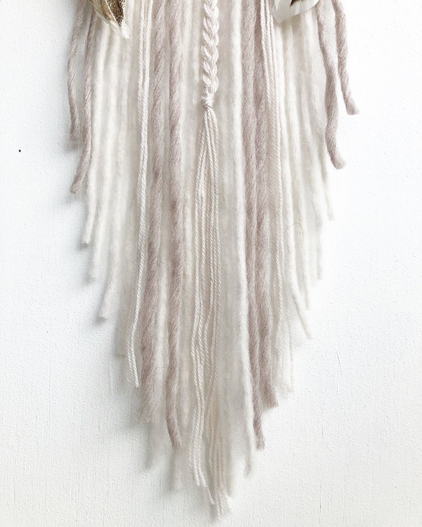 Neutral Snowy DreamCatcher